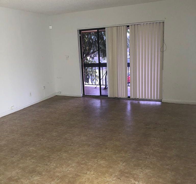 1st image of 4003 N University Dr APT B204