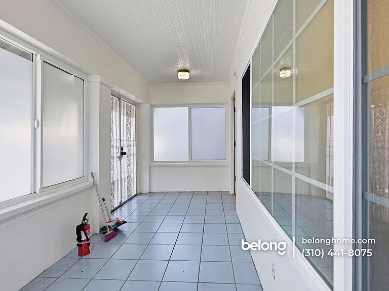 1410 Fedora St — Photo 26