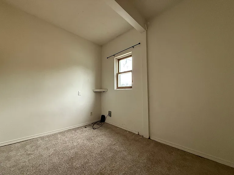 3962-3964 3966 Minnehaha Ave — Photo 18