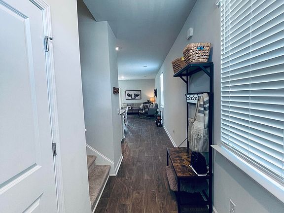 3rd image of 177 Lagoona Dr