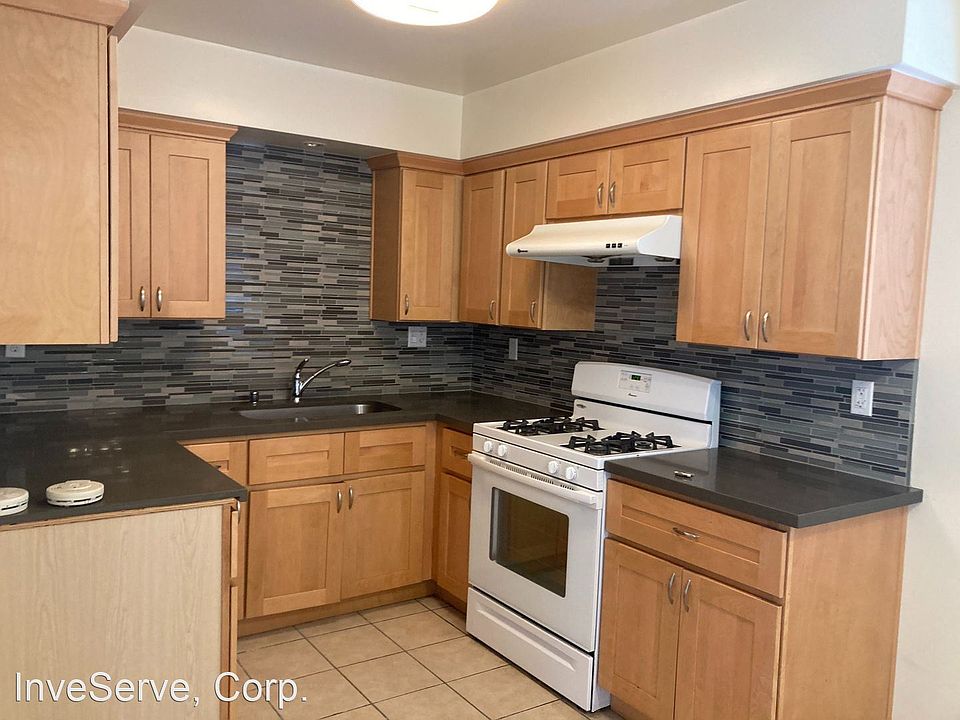 1st image of 318 N Chandler Ave #1