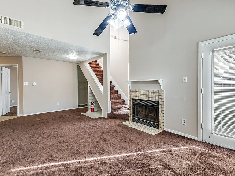9833 Walnut St #203 — Photo 5