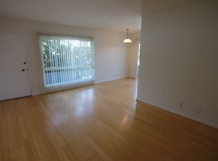 1851 1/2 Winona Blvd #202, Los Angeles, CA 90027