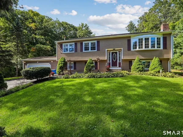 19 Greenacre Drive, Shelton, CT 06484
