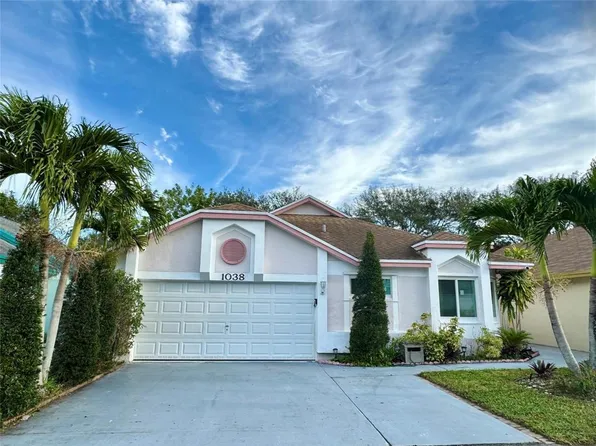 1038 W Jasmine Ln, Pompano Beach, FL 33068