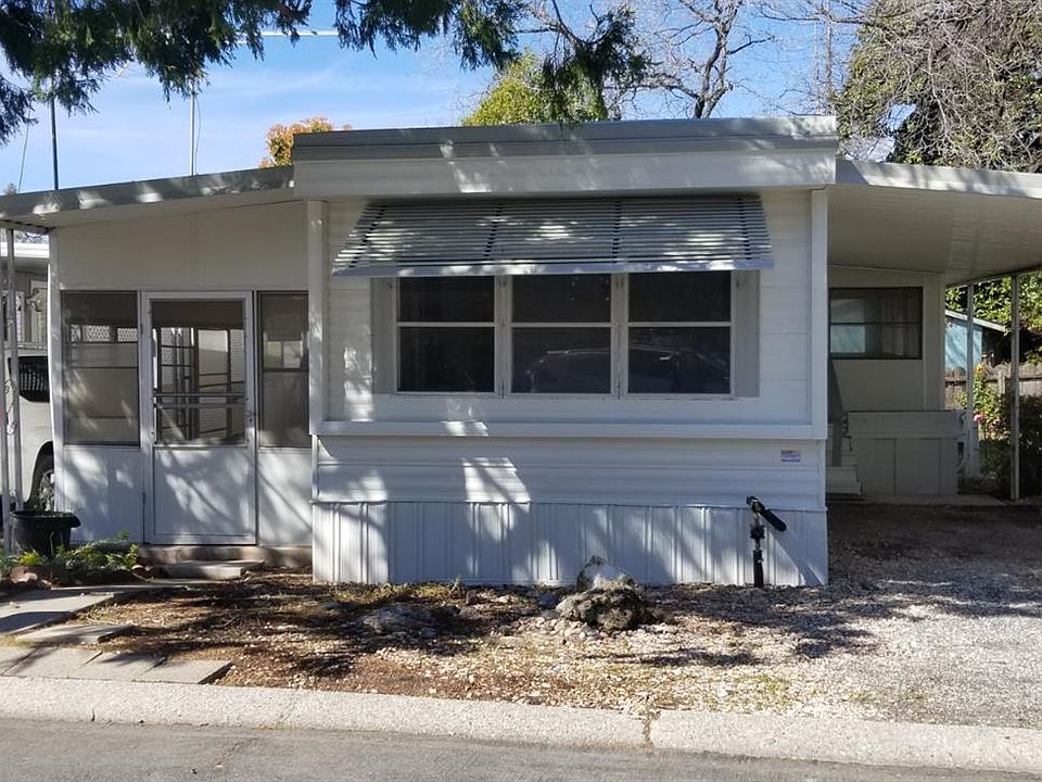 1st image of 7 Lily Ave
