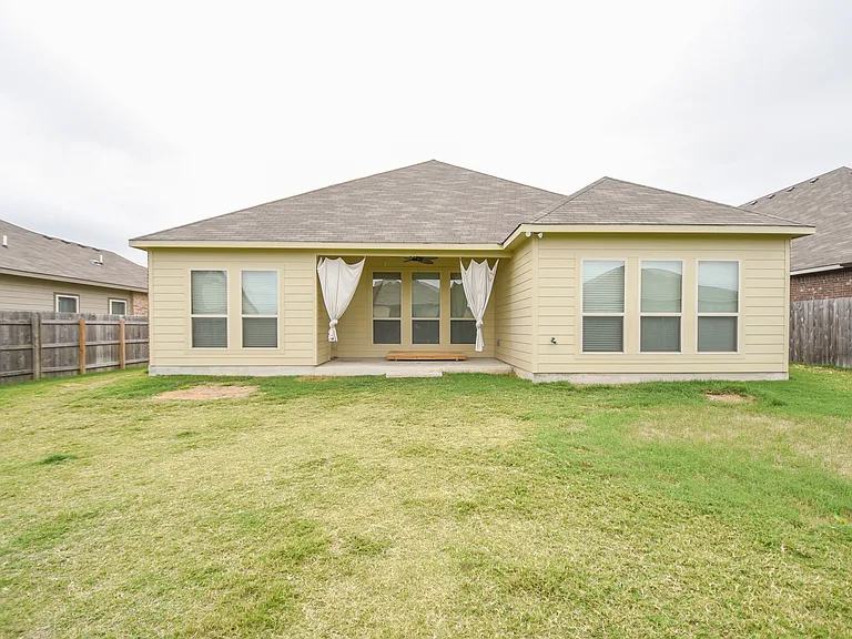 7712 Kendall Hill Dr — Photo 26