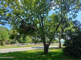 152 Clay Hill Road, Sneads Ferry, NC 28460
