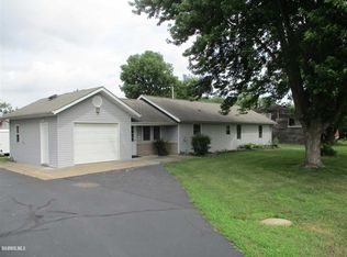 5620 Riverview Cir, Thomson, IL 61285