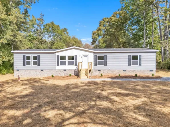 120 Perry Dr, Iva, SC 29655
