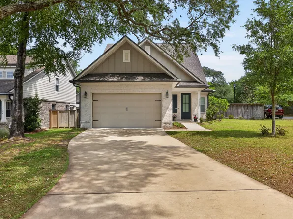 1990 Hattie Mae Ln, Niceville, FL 32578