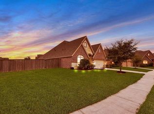 2601 Longlake Dr, Pearland, TX 77584