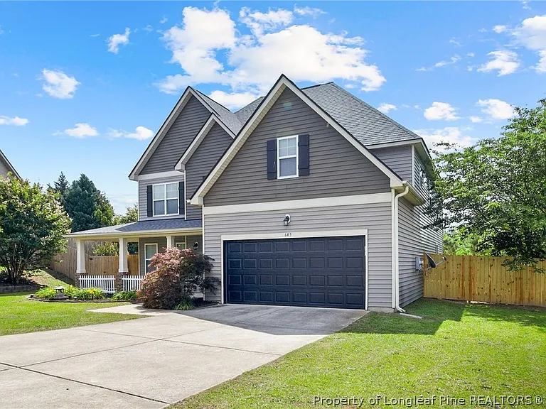 645 Highgrove Dr — Photo 3