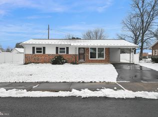 51 Laurel Ave, Chambersburg, PA