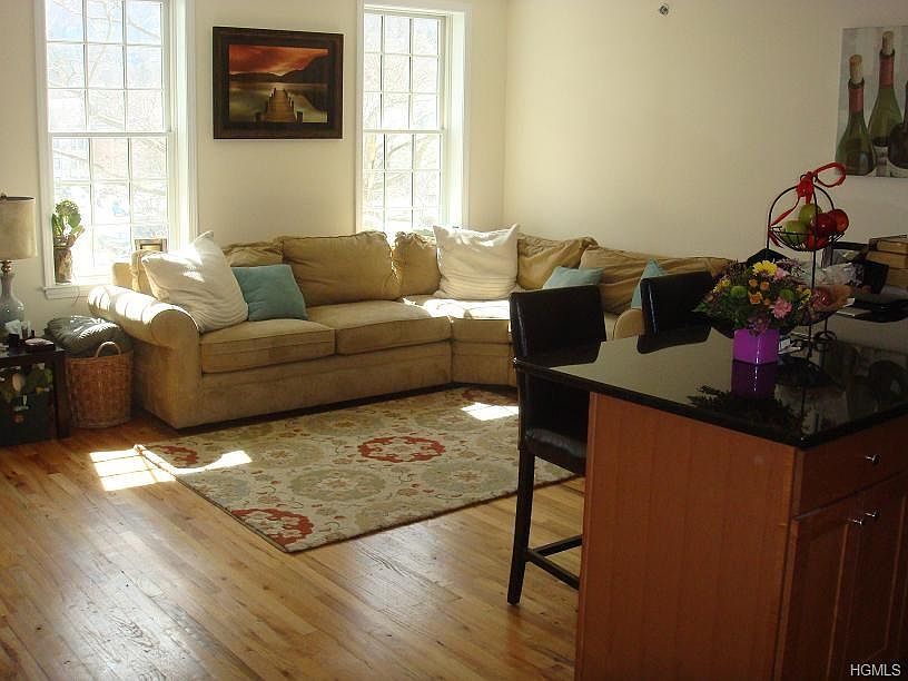 1st image of 122 Main St Unit 301