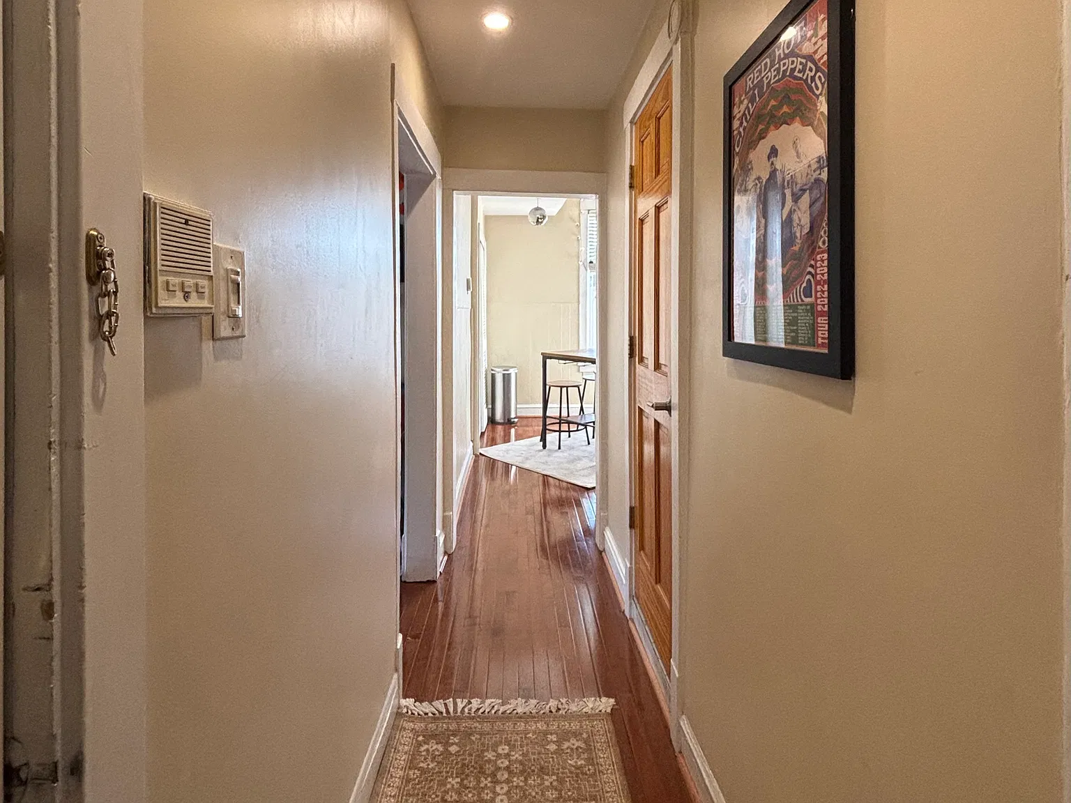 2 bed, 680 sqft, $1,850 — Photo 2