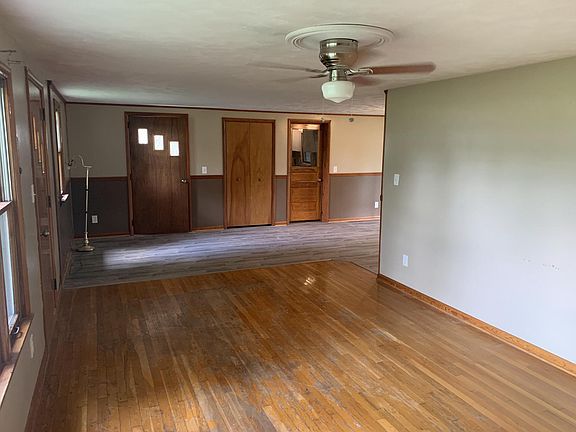 Family Room looking into dining Room/Garage