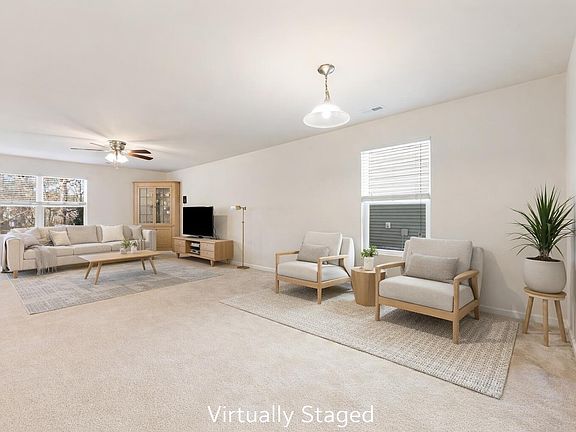 3rd image of 8147 Feldwig Pl