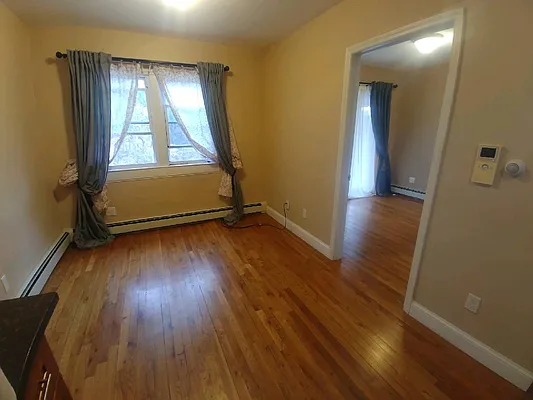 Rented by Argy Realty Inc | media 7