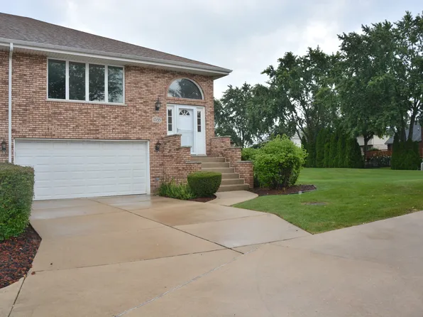 17155 Kamp Ct #9, Tinley Park, IL 60487