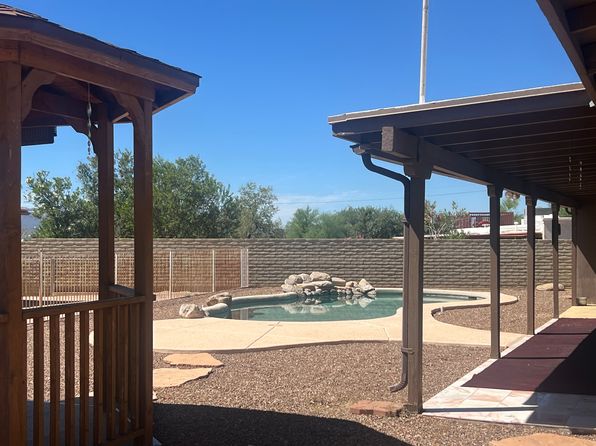 1321 W Whispering Hills Dr