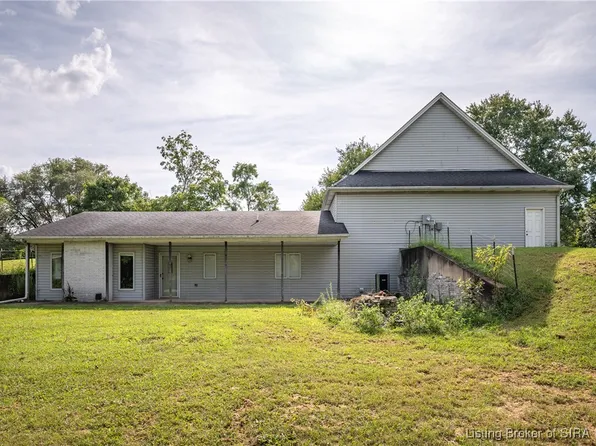 303 Dunlevy Road, Charlestown, IN 47111