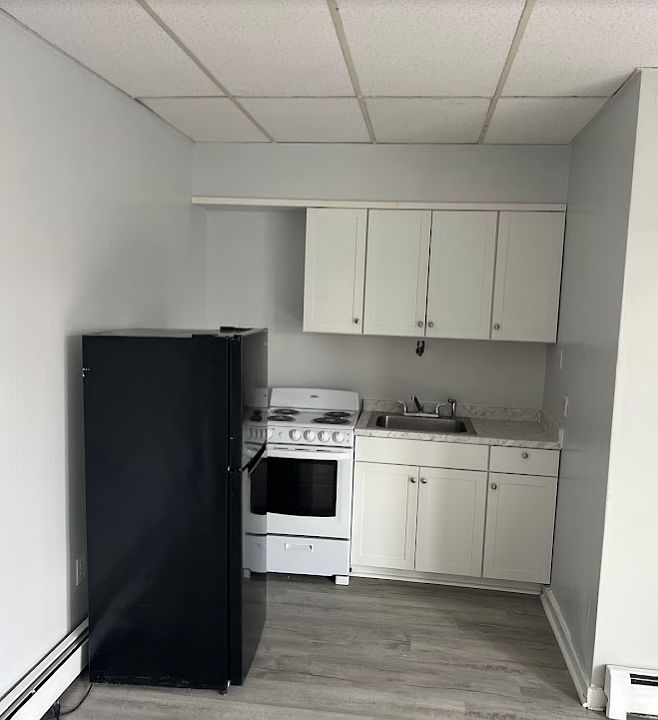 1st image of 2883 W Liberty Ave #4