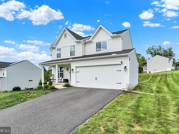 3rd image of 17 Crooked Ct