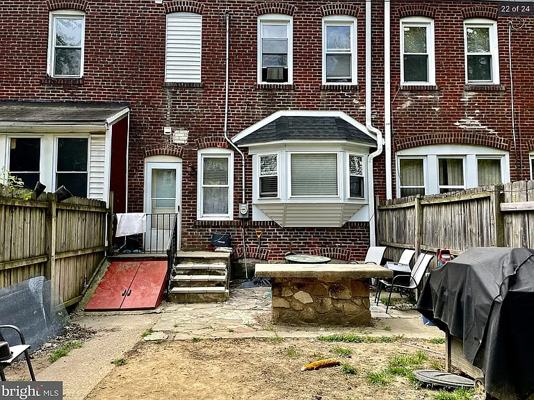 2307 Madison St — Photo 20
