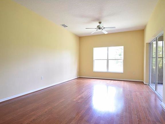 5th image of 4032 Tralee Dr