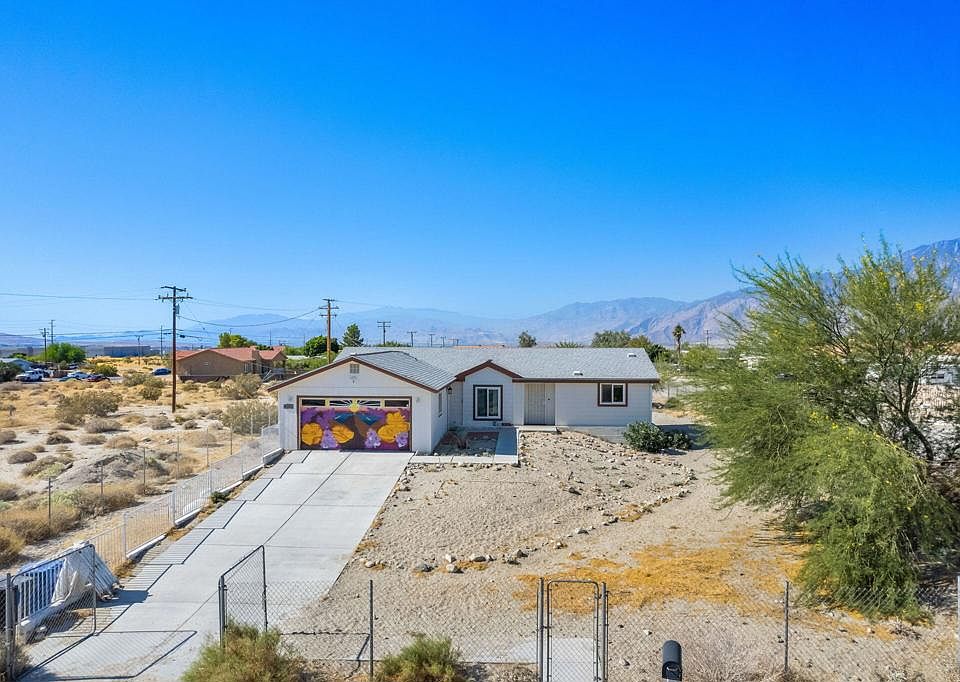 1st image of 64845 Thomas Ave