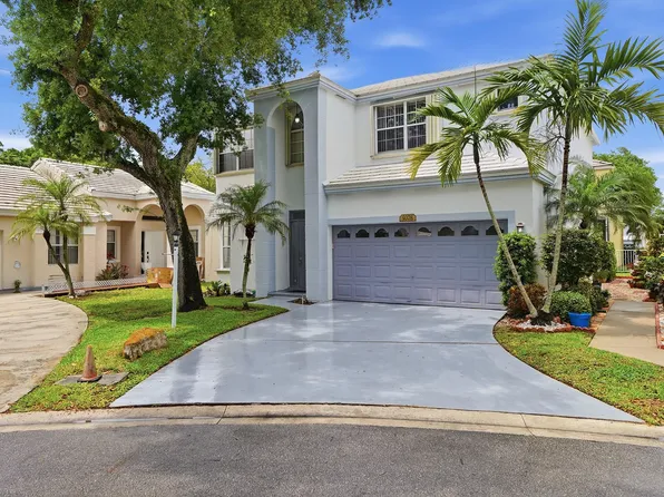 9378 NW 8th Circle, Plantation, FL 33324
