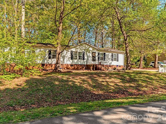 2nd image of 103 Keyside Ln