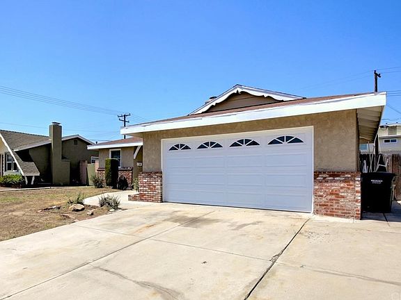 5th image of 7491 Colombia Dr
