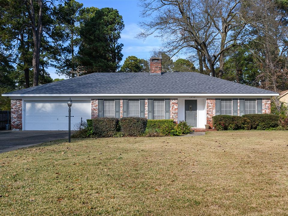 1st image of 1052 Edgefield Dr