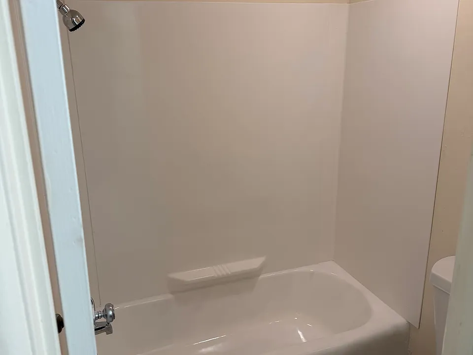 103 W Powers Cir #303