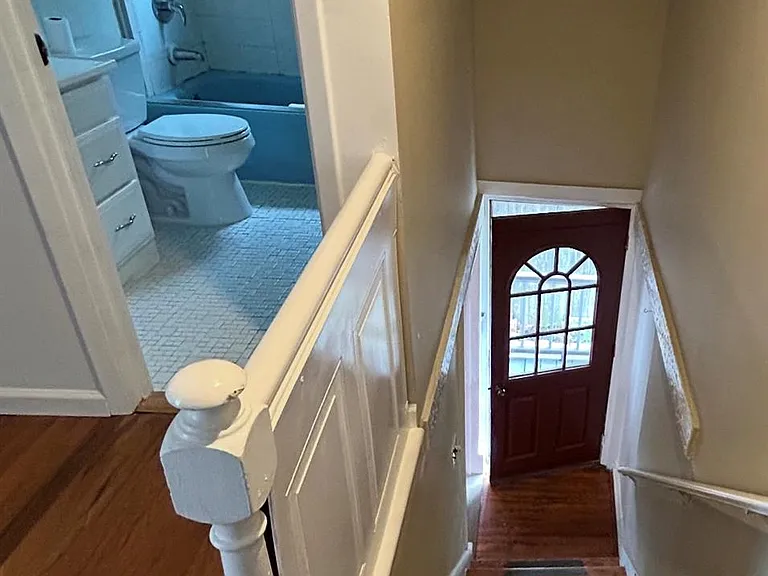 14 Walnut Ave E — Photo 10