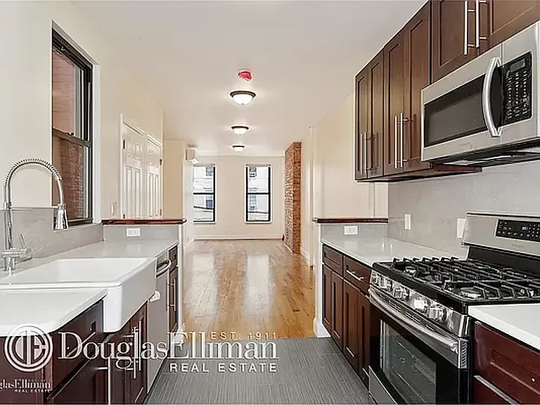 561 Morgan Ave #3 — Photo 1