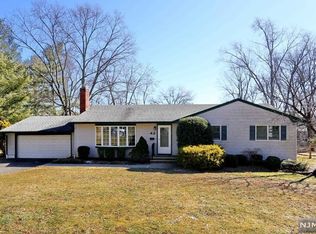 42 Harreton Rd, Allendale, NJ 07401
