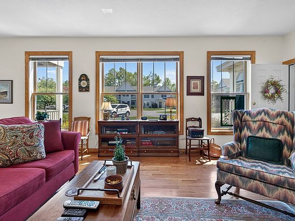 3rd image of 10537 Koessl Ln #301