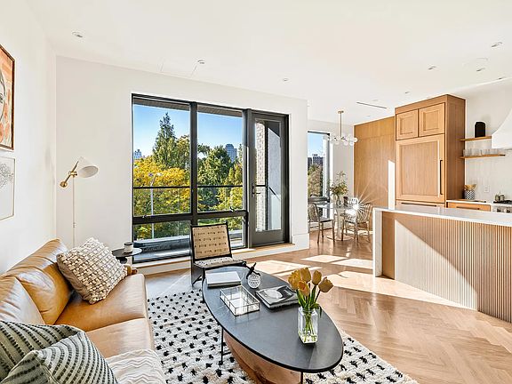 2nd image of 31 N Elliott Pl #2