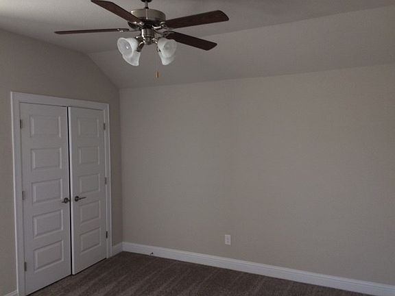 3rd image of 2808 Wooden Tower St