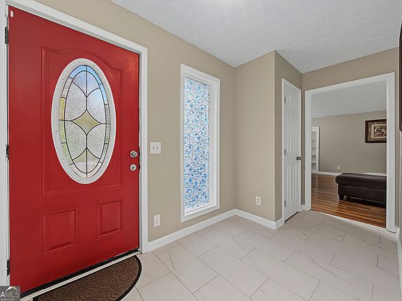 5th image of 3202 Beaver Dr