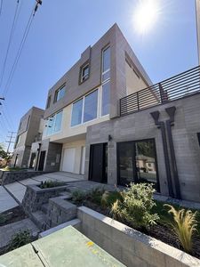 2726 Reynard Way, San Diego, CA, 92103