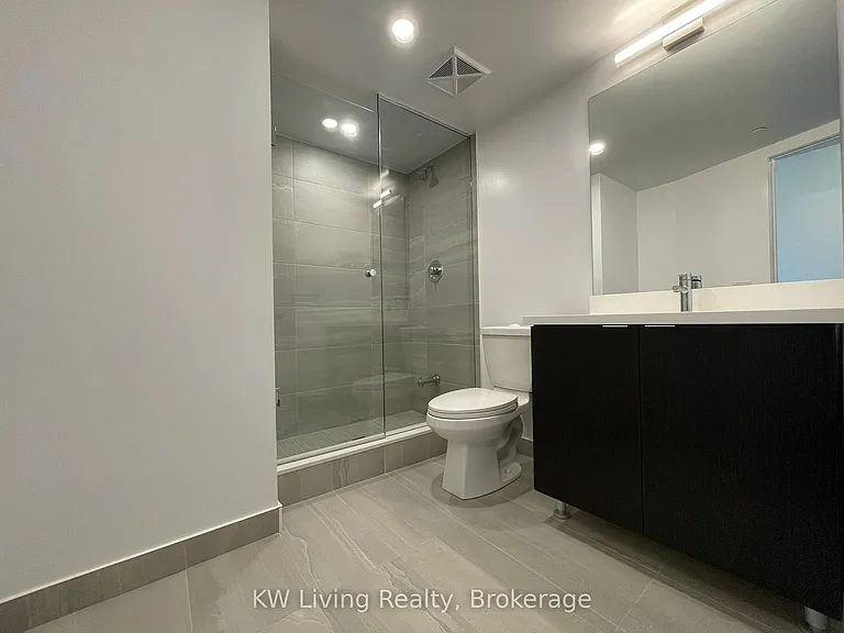 219 Dundas St E #2202 — Photo 10