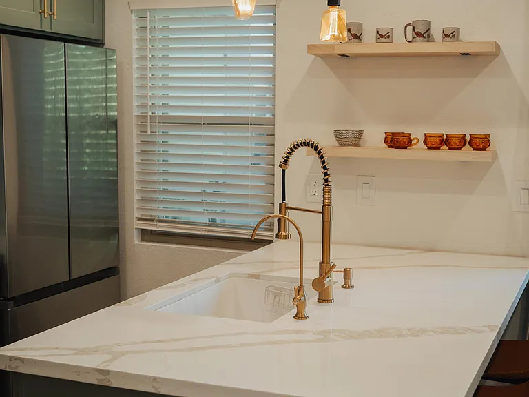 1432 W Emerald Ave #27 — Photo 2