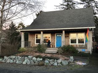 354 3rd St S, Manzanita, OR 97130