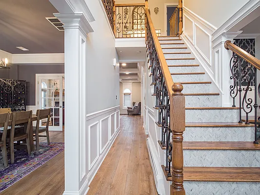 Sold by PRENDAMANO REAL ESTATE | media 2