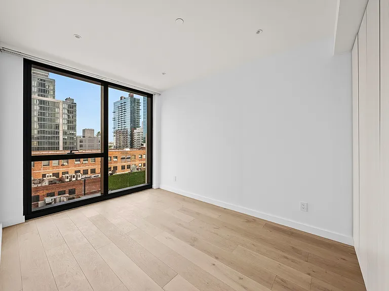 42-62 Hunter St #9A — Photo 8