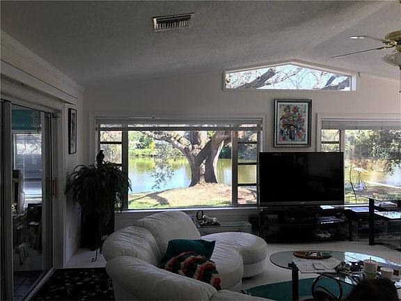3rd image of 1201 Norwood Ave